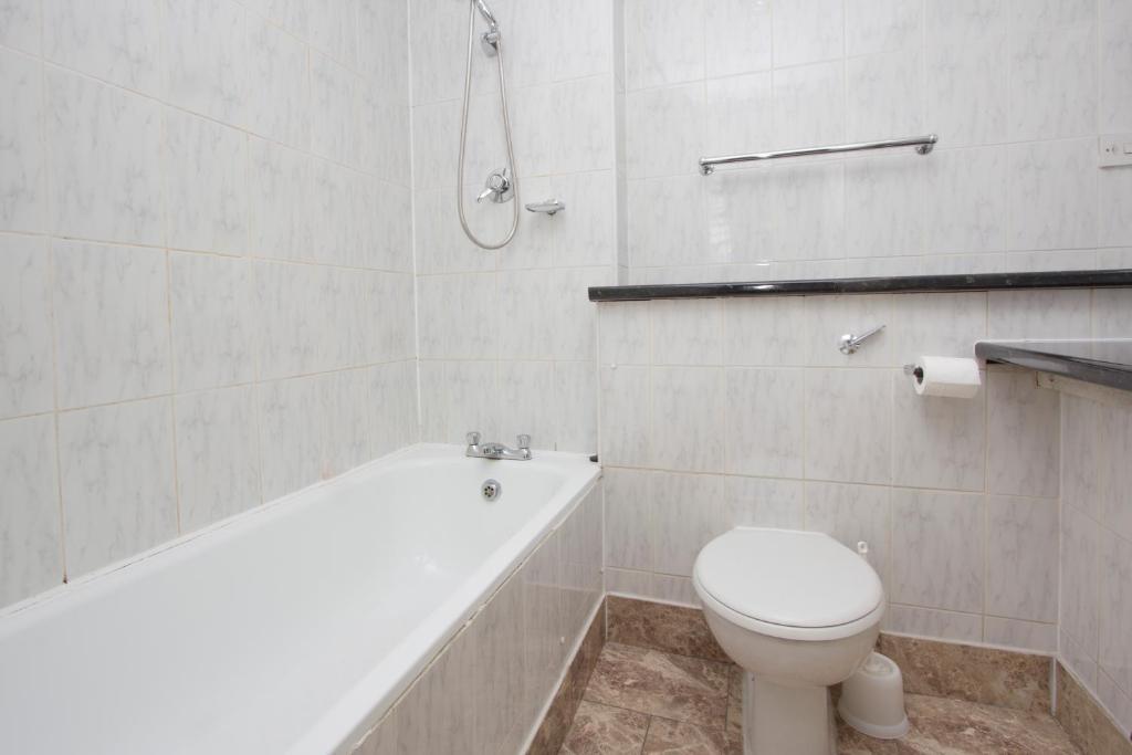ロンドンサファイアアパートメント 部屋 写真